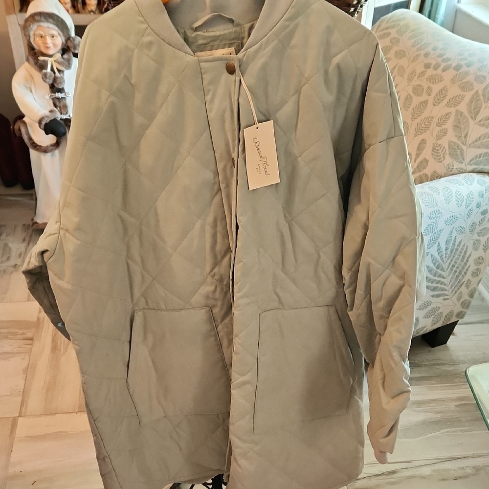 Universal Thread Quilted Oversized Jacket in Sage… - image 1